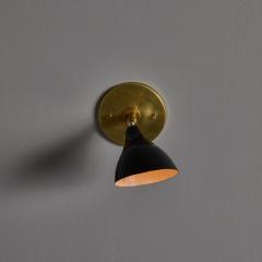 Gino Sarfatti 1960s Gino Sarfatti Model 26b Black and Brass Wall Lamp for Arteluce - 4633071