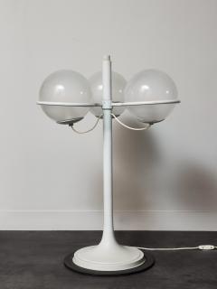 Gino Sarfatti Gino Sarfatti 543 Lamp for Arteluce White Lacquered Metal and Opaline Globes - 4693778
