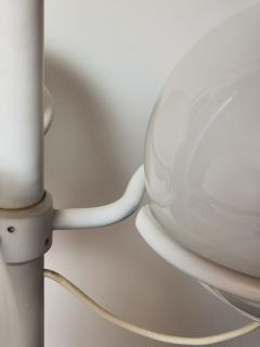 Gino Sarfatti Gino Sarfatti 543 Lamp for Arteluce White Lacquered Metal and Opaline Globes - 4693824