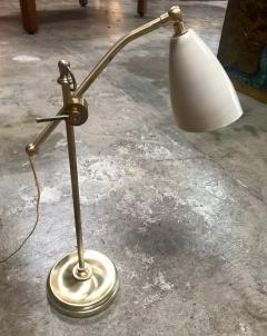 Gino Sarfatti Mid Century Adjustable White Metal and Brass Desk Lamp Italy 1950s - 703129