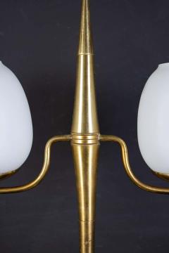 Gio Ponti Elegant Brass and Opaline Murano Glass Table Lamp Attributed to Gio Ponti - 1561712