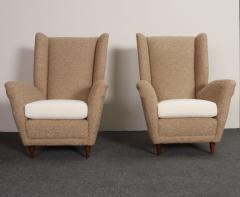 Gio Ponti Pair of Italian Modernist High Back Lounge Chairs in Two Tone Boucl and Walnut - 4611618