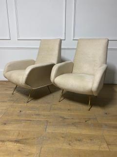 Gio Ponti Pair of Mid Century Modern Armchairs by Gio Ponti - 2636304