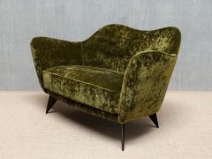 Giulia Veronesi Giulia Veronesi Perla Loveseat in Olive Green Dedar Velvet ISA Bergamo 1950s - 4350766