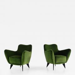 Giulia Veronesi Pair of Giulia Veronesi Perla Armchairs in Green Loro Piana Velvet Italy 1950s - 2413544