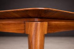 Giuseppe Scapinelli Extendable Brazilian Modern Dining Table in Cavi na Wood by Giuseppe Scapinelli - 4596973