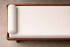 Giuseppe Scapinelli Giuseppe Scapinelli Floating Daybed in Solid Cavi na Wood with Off White Alpaca - 4526769