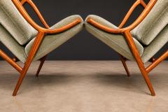 Giuseppe Scapinelli Pair of Sculptural Armchairs by Giuseppe Scapinelli in Cavi na Wood Mohair - 4612121