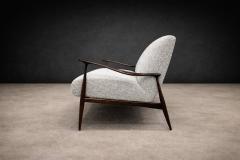 Giuseppe Scapinelli Sofa in Rosewood and Ivory Boucl by Giuseppe Scapinelli Brazil 1950s - 4488664