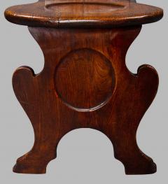 Good Pair of George III Elm Hall Chairs - 979806