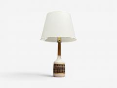 Gordon Jane Martz Gordon Jane Martz Table Lamp Walnut Beige Ceramic USA 1960s - 4637512