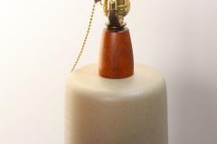 Gordon Jane Martz Vintage Gordon and Jane Martz Taupe Ceramic and Walnut Table Lamp with Finial - 4794392