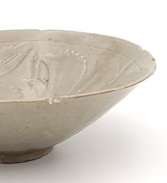 Goryeo Celadon Incised Bowl Korea 14th century - 3517892