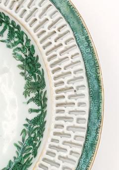 Green Fitzhugh Reticulated Plate China circa 1800 - 3738349