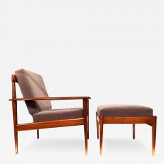 Grete Jalk Grete Jalk Armchair with Ottoman in Caviuna Wood Beige Fabric Rino Levi 1960 - 3573599