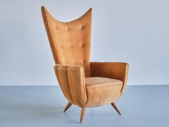 Guglielmo Ulrich Exceptional Guglielmo Ulrich Armchair in Velvet and Fluted Walnut Italy 1940s - 3322319