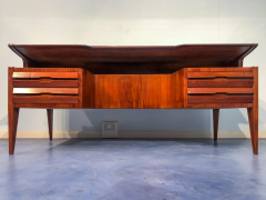 Guglielmo Ulrich Italian Midcentury Walnut Executive Desk Guglielmo Ulrich 1950s - 2600116