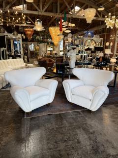 Guglielmo Ulrich Pair of Italian Boucle Armchairs Attributed to Guglielmo Ulrich - 4794117