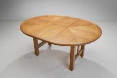 Guillerme et Chambron Extendable Oak Dining Table by Guillerme et Chambron France 20th Century - 3570603