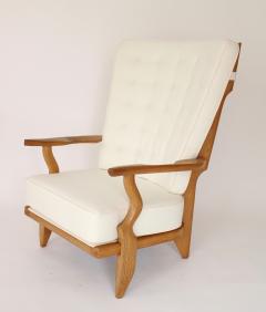 Guillerme et Chambron Pair of French Oak Grand Repos Lounge Chairs Guillerme et Chambron Votre Maison - 1308420