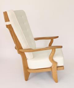 Guillerme et Chambron Pair of French Oak Grand Repos Lounge Chairs Guillerme et Chambron Votre Maison - 1308426