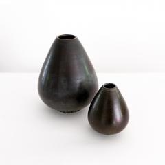 Gunnar Nylund GUNNAR NYLUND GROUP OF 3 VASES CHARCOAL AND LIGHT GRAY  - 1396125