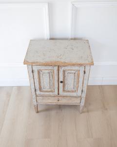 Gustavian Nightstand in Light Grey Paint circa 1830 - 4791613
