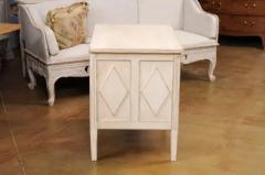 Gustavian Style Three Drawer Chest with Carved Reeded Motifs 19th Century - 3604356