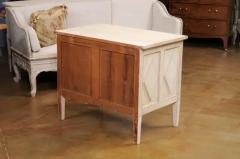 Gustavian Style Three Drawer Chest with Carved Reeded Motifs 19th Century - 3604365