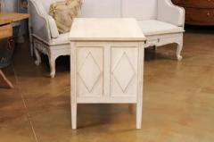 Gustavian Style Three Drawer Chest with Carved Reeded Motifs 19th Century - 3604421