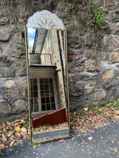 HOLLYWOOD REGENCY BRONZE CAPIZ SHELL HALL MIRROR WITH LOW CAPIZ SHELL CONSOLE - 3355532