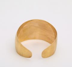 Hammered 18 k Gold Cuff Bracelet - 3459138