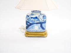 Hand Painted Blue White Porcelain Table Lamps Gilt Wood Painted Base - 4085895
