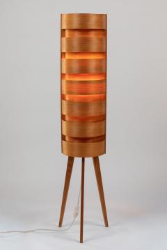 Hans Agne Jakobsson Pair of 1960s Hans Agne Jakobsson Wood Tripod Floor Lamps for AB Ellysett - 1181378