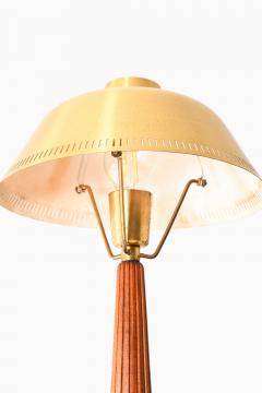 Hans Bergstr m Scandinavian Modern Table Lamp in Brass Mahogany by Hans Bergstr m 1950s - 4758862