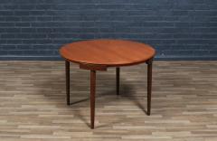 Hans Olsen Danish Modern Roundette Expanding Butterfly Leaf Dining Table by Hans Olsen - 4414358