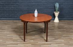 Hans Olsen Danish Modern Roundette Expanding Butterfly Leaf Dining Table by Hans Olsen - 4414360
