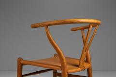 Hans Wegner Bespoke CH24 Wishbone Desk Chair in Oak Leather by Hans Wegner - 3274163
