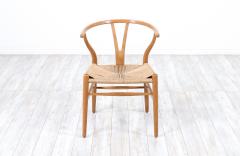 Hans Wegner Classic Hans J Wegner Wishbone Oak Arm Chair for Carl Hansen S n - 2997483