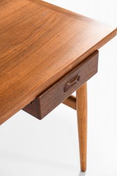 Hans Wegner Desk Model JH 563 Produced by Cabinetmaker Johannes Hansen - 2014662