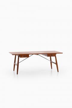 Hans Wegner Desk Model JH 571 Produced by Johannes Hansen - 1888612