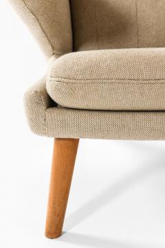Hans Wegner Easy Chair in Wool and Oak by Hans Wegner 1950s - 4507615