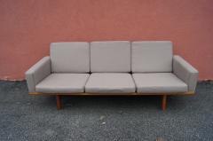 Hans Wegner GE 236 Three Seat Sofa by Hans Wegner for GETAMA - 1734789