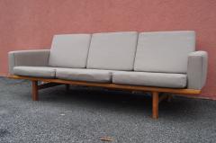 Hans Wegner GE 236 Three Seat Sofa by Hans Wegner for GETAMA - 1734792