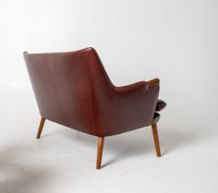 Hans Wegner Hans Weger CH72 Sofa in Oxblood Leather - 4577290