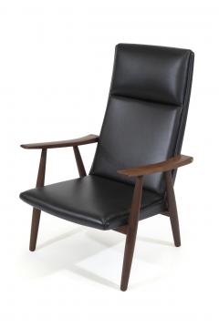 Hans Wegner Hans Wegner 260 High back Lounge Chairs in New Black Leather a Pair - 2982586