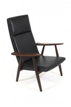 Hans Wegner Hans Wegner 260 High back Lounge Chairs in New Black Leather a Pair - 2982587