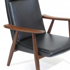 Hans Wegner Hans Wegner 260 High back Lounge Chairs in New Black Leather a Pair - 2982591