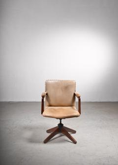 Hans Wegner Hans Wegner office chair for Plan M bler Denmark 1940s - 2066544