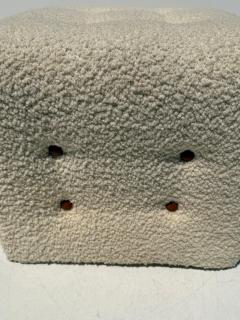 Hans Wegner Modern Upholstered Stools in Bucle Fabric with Cognac Leather Buttons - 4761533